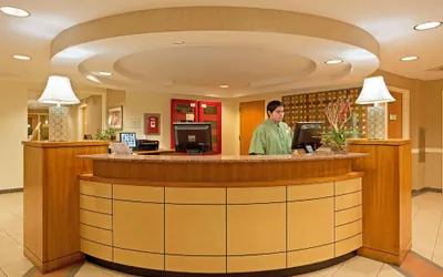 Photo 4 - La Quinta Inn & Suites by Wyndham Boston Somerville
