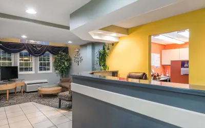 Photo 4 - Microtel Inn & Suites by Wyndham Dayton/Riverside OH