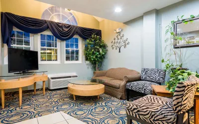 Photo 5 - Microtel Inn & Suites by Wyndham Dayton/Riverside OH