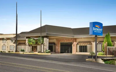 Photo 2 - Baymont by Wyndham Bremerton WA
