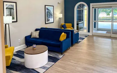 Photo 3 - Comfort Suites Salisbury I-85