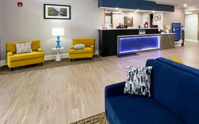 Photo 5 - Comfort Suites Salisbury I-85