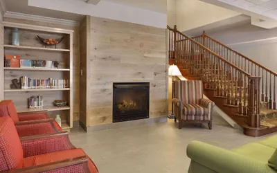 Photo 4 - Country Inn & Suites by Radisson, Warner Robins, GA
