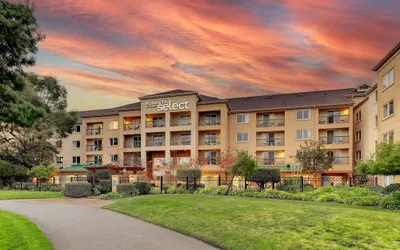 Photo 2 - Sonesta Select San Francisco Airport Oyster Point Waterfront