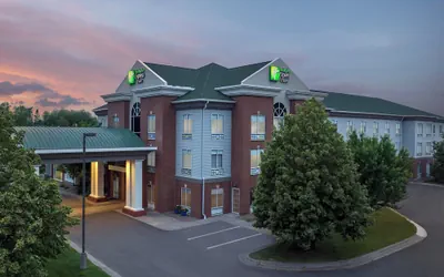 Holiday Inn Express & Suites Superior by IHG