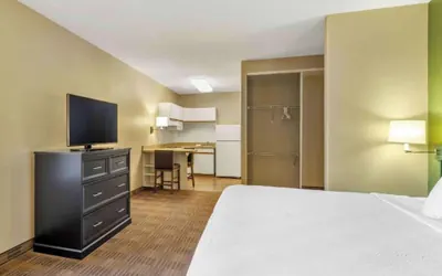 Photo 5 - Studio 6 Extended Stay Chicago Vernon Hills Lincolnshire IL