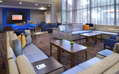 Photo 3 - Courtyard by Marriott Kansas City Overland Park/Convention Center