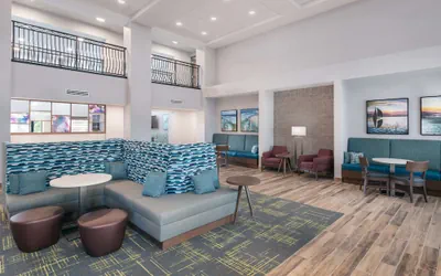 Photo 3 - Hampton Inn & Suites Fort Myers Beach/Sanibel Gateway
