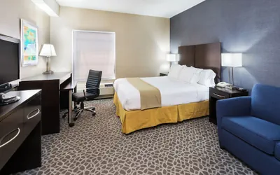 Photo 5 - Holiday Inn Express Hotel & Suites Mt. Holly by IHG