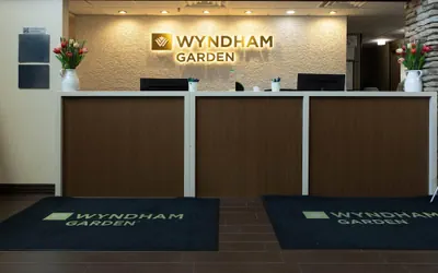 Photo 4 - Wyndham Garden Madison Fitchburg