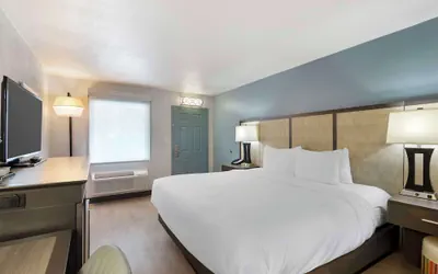 Photo 5 - Best Western Plus St. Simons