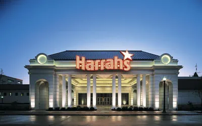 Photo 2 - Harrah's Joliet Hotel & Casino - A Caesars Rewards Destination
