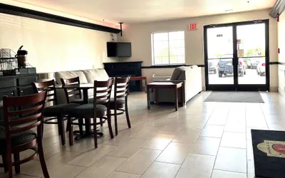 Photo 3 - Super 8 by Wyndham Madison IN