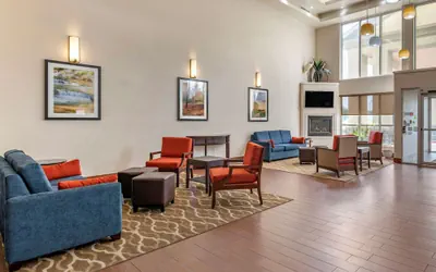 Photo 4 - Comfort Suites Elkhart North