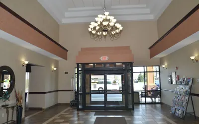 Photo 3 - Quality Inn Near Walden Galleria Mall