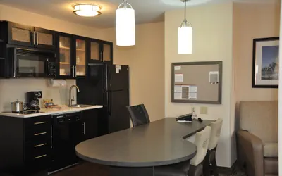 Photo 5 - Candlewood Suites Herndon by IHG