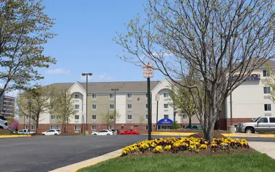 Photo 2 - Candlewood Suites Herndon by IHG