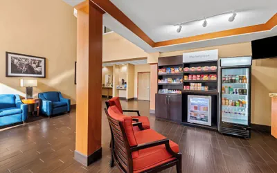 Photo 2 - Roanoke Suites