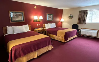 Photo 4 - Americas Best Value Inn Suburban Motel