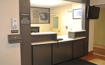 Photo 2 - Candlewood Suites Washington-Fairfax by IHG