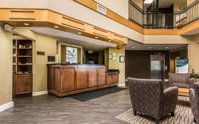 Photo 4 - Quality Suites New Iberia