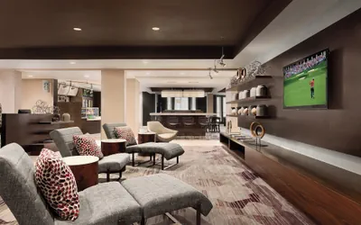 Photo 2 - Courtyard by Marriott Topeka
