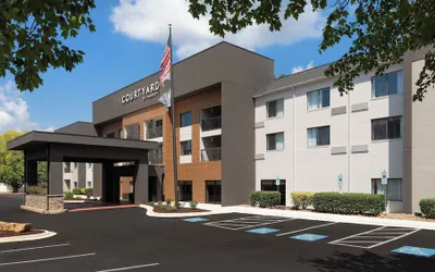 Courtyard by Marriott Charlotte Lake Norman