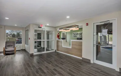 Photo 3 - Sleep Inn & Suites – Oxford – University Area
