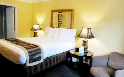 Photo 3 - Sea Breeze Inn And Cottages