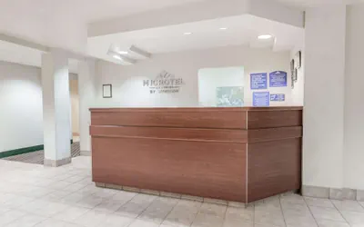 Photo 2 - Microtel Inn & Suites by Wyndham Marianna