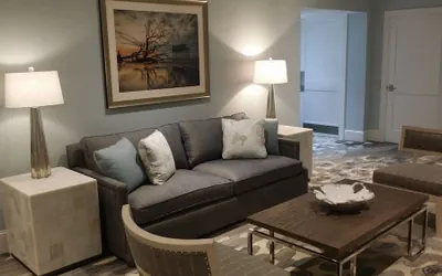 Photo 5 - Palmera Inn and Suites