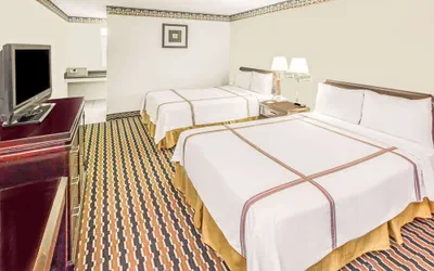 Photo 2 - Travelodge by Wyndham Shreveport LA
