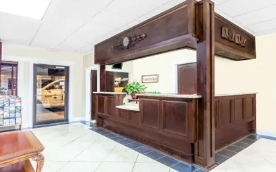 Photo 4 - Travelodge by Wyndham Shreveport LA
