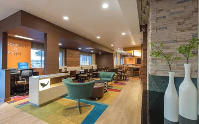 Photo 2 - Fairfield Inn & Suites by Marriott Dallas Lewisville