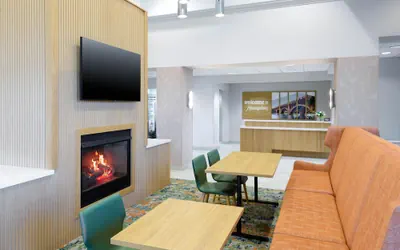 Photo 5 - Hampton Inn & Suites Austin-Airport