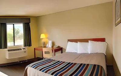 Photo 4 - Comfort Inn Rohnert Park Sonoma County
