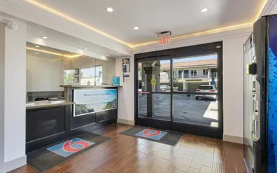 Photo 4 - Motel 6 La Mesa, CA