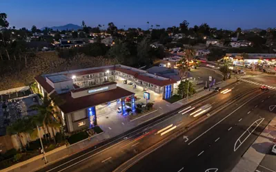 Photo 2 - Motel 6 La Mesa, CA