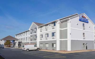 Photo 2 - Baymont by Wyndham Anderson