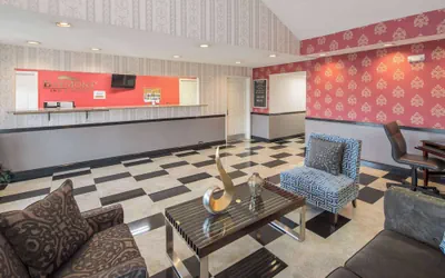 Photo 3 - Baymont by Wyndham Cleveland