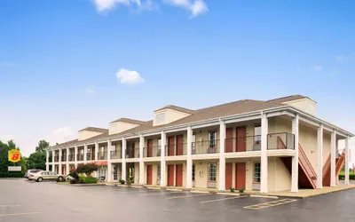 Photo 2 - Super 8 by Wyndham Garner/Clayton/Raleigh