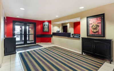 Photo 3 - Extended Stay America Suites - Chicago - Vernon Hills - Lake Forest