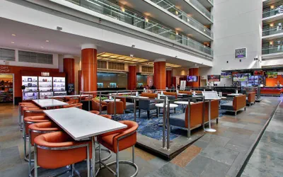 Photo 3 - Embassy Suites by Hilton Chicago Downtown Magnificent Mile
