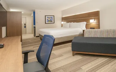 Photo 5 - Holiday Inn Express & Suites Plano West - Frisco by IHG