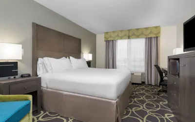 Photo 3 - Holiday Inn Express & Suites Ames by IHG