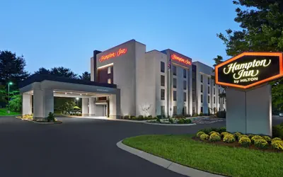 Photo 2 - Hampton Inn Gallatin