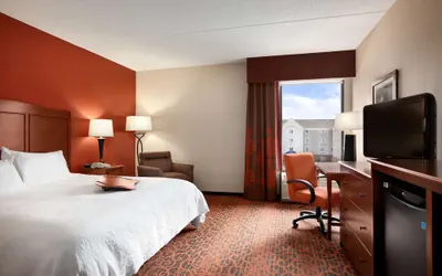 Photo 5 - Hampton Inn Boston/Braintree