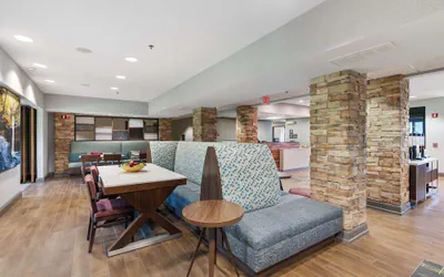 Photo 4 - Hampton Inn Ottawa (Starved Rock Area)
