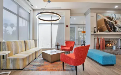 Photo 4 - Hilton Garden Inn Jacksonville Airport