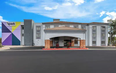 Photo 2 - Spark by Hilton Glendale Phoenix North